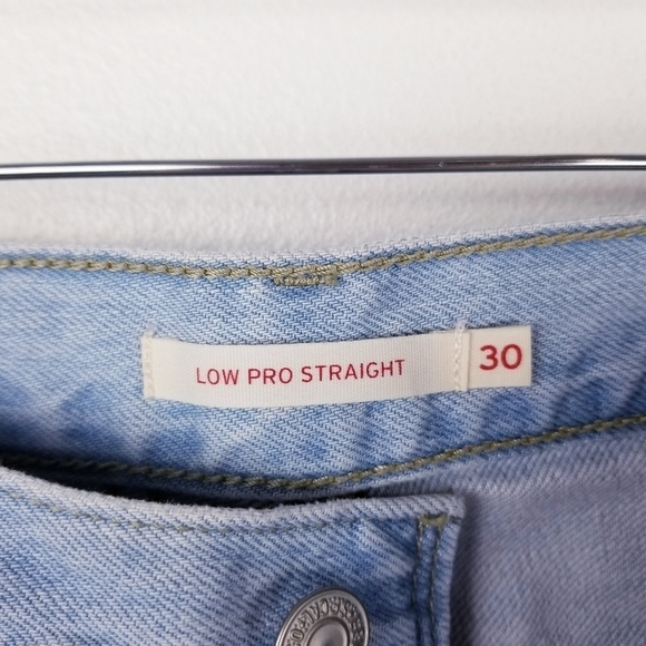 Levi's Low Pro Straight A09640011 Light Wash Jeans NWT size 30 - Picture 8 of 15